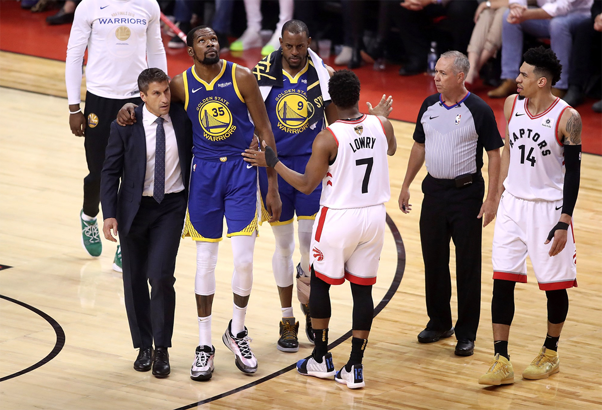 Từ giường bệnh đến người hâm mộ, Kevin Durant chia sẻ về chấn thương gửi lời nhắn nhủ đến khán giả Từ giường bệnh đến người hâm mộ, Kevin Durant chia sẻ về chấn thương gửi lời nhắn nhủ đến khán giả